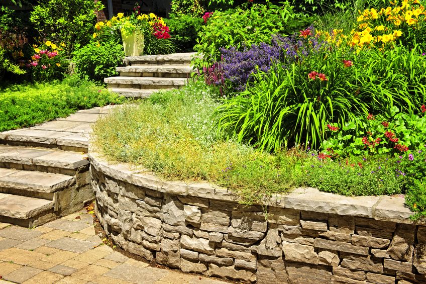 garden wall with steps and garden bed